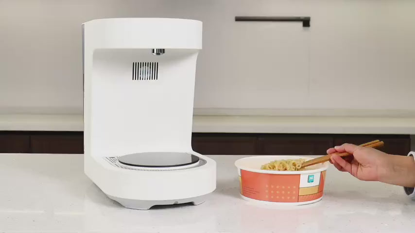 Load video: Demonstration of NEO CUCINA Studio cooking ramen with one tap and dispensing instant hot water